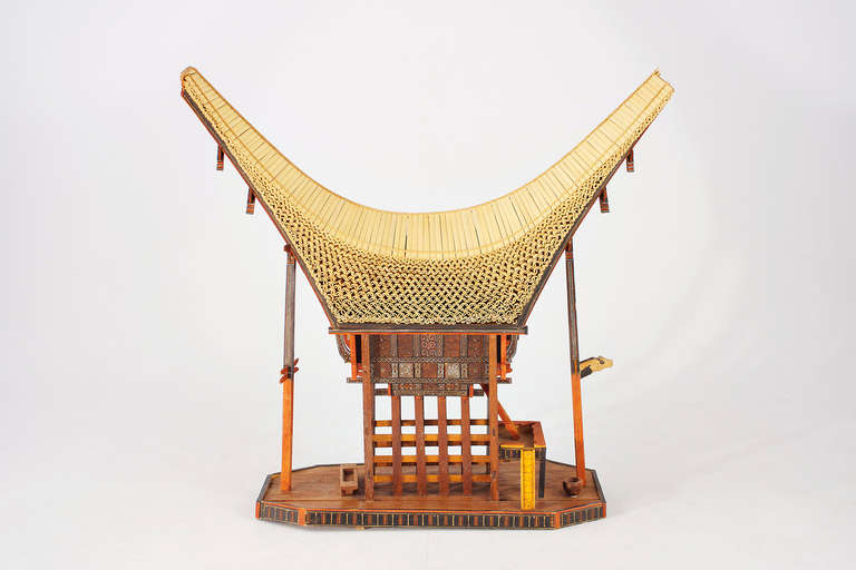 Architectural Model Of Early Japanese Farmhouse In Good Condition For Sale In Berlin, DE
