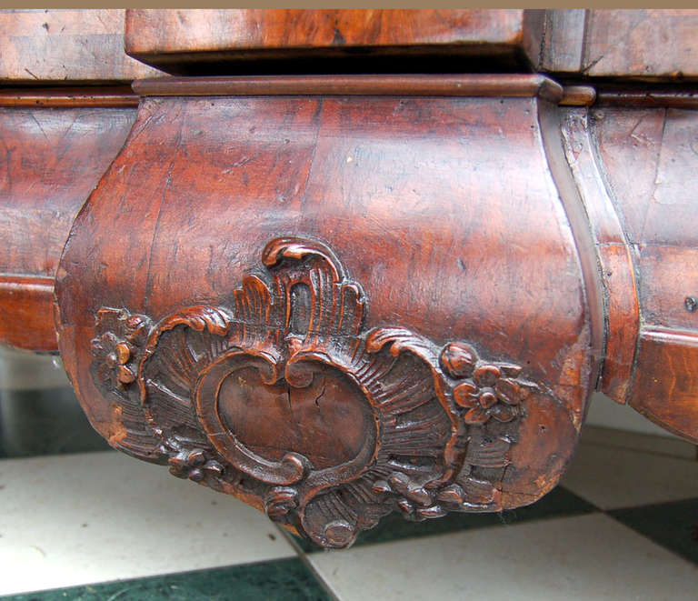 Meuble de rangement de couloir baroque couronné de Berlin/Brandenburg, vers 1750 en vente 2