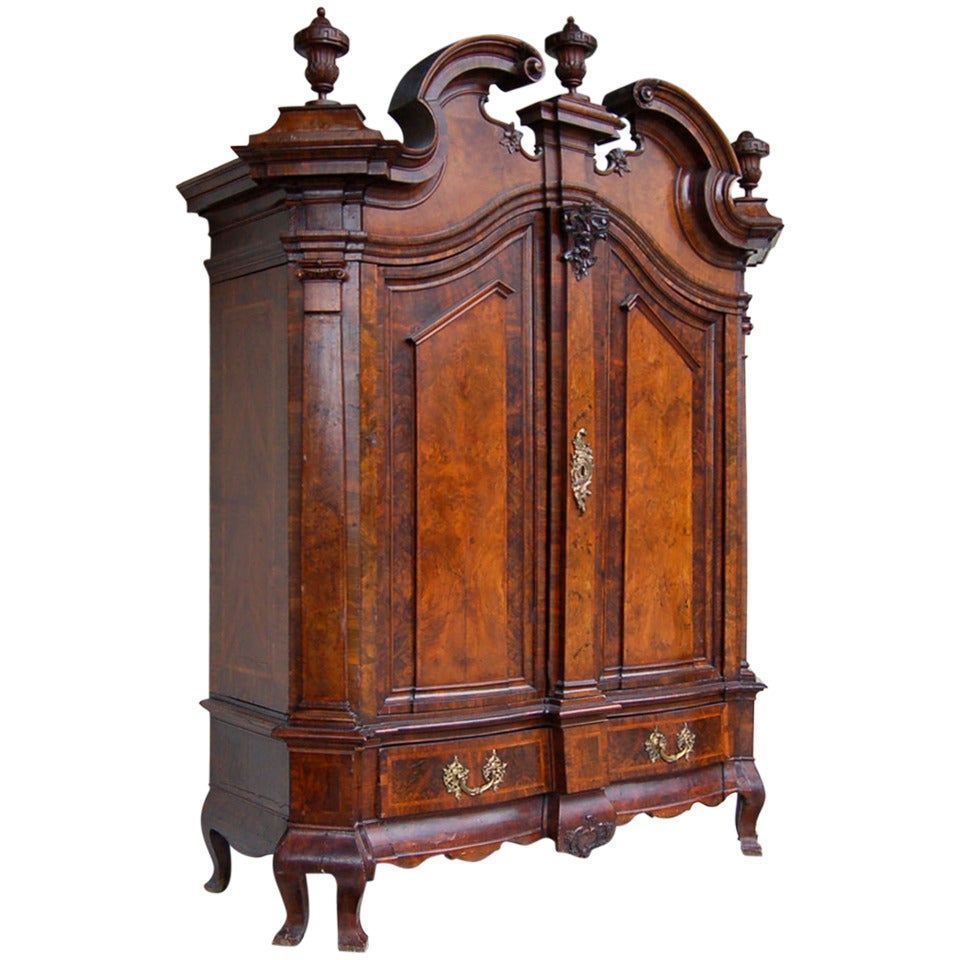 Meuble de rangement de couloir baroque couronné de Berlin/Brandenburg, vers 1750 en vente