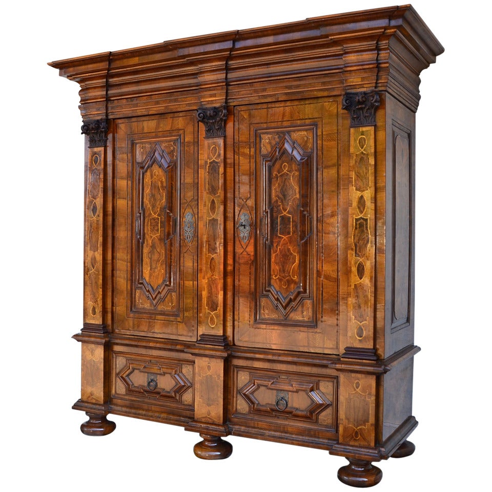 Authentique armoire de couloir baroque d'Allemagne du Nord, vers 1750