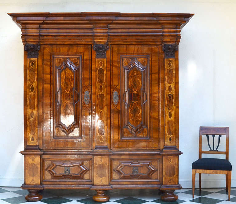 Allemand Authentique armoire de couloir baroque d'Allemagne du Nord, vers 1750