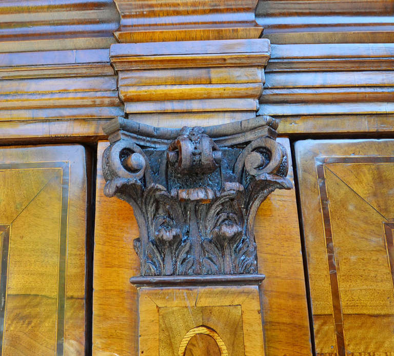 Noyer Authentique armoire de couloir baroque d'Allemagne du Nord, vers 1750