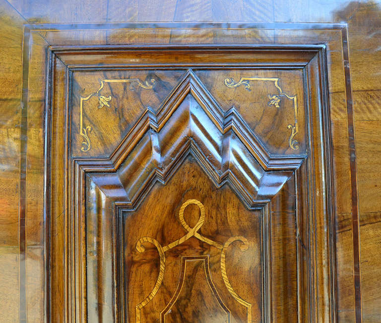XVIIIe siècle et antérieur Authentique armoire de couloir baroque d'Allemagne du Nord, vers 1750