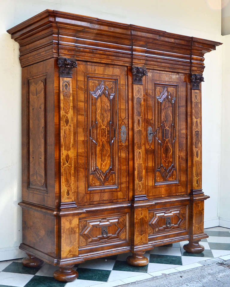 Baroque Authentique armoire de couloir baroque d'Allemagne du Nord, vers 1750