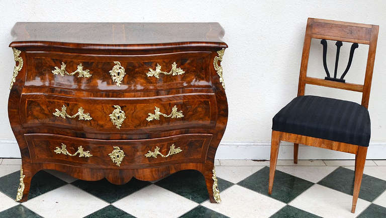Luxurious Swedish Baroque Dresser In Excellent Condition For Sale In Kiel, Schleswig-Holstein