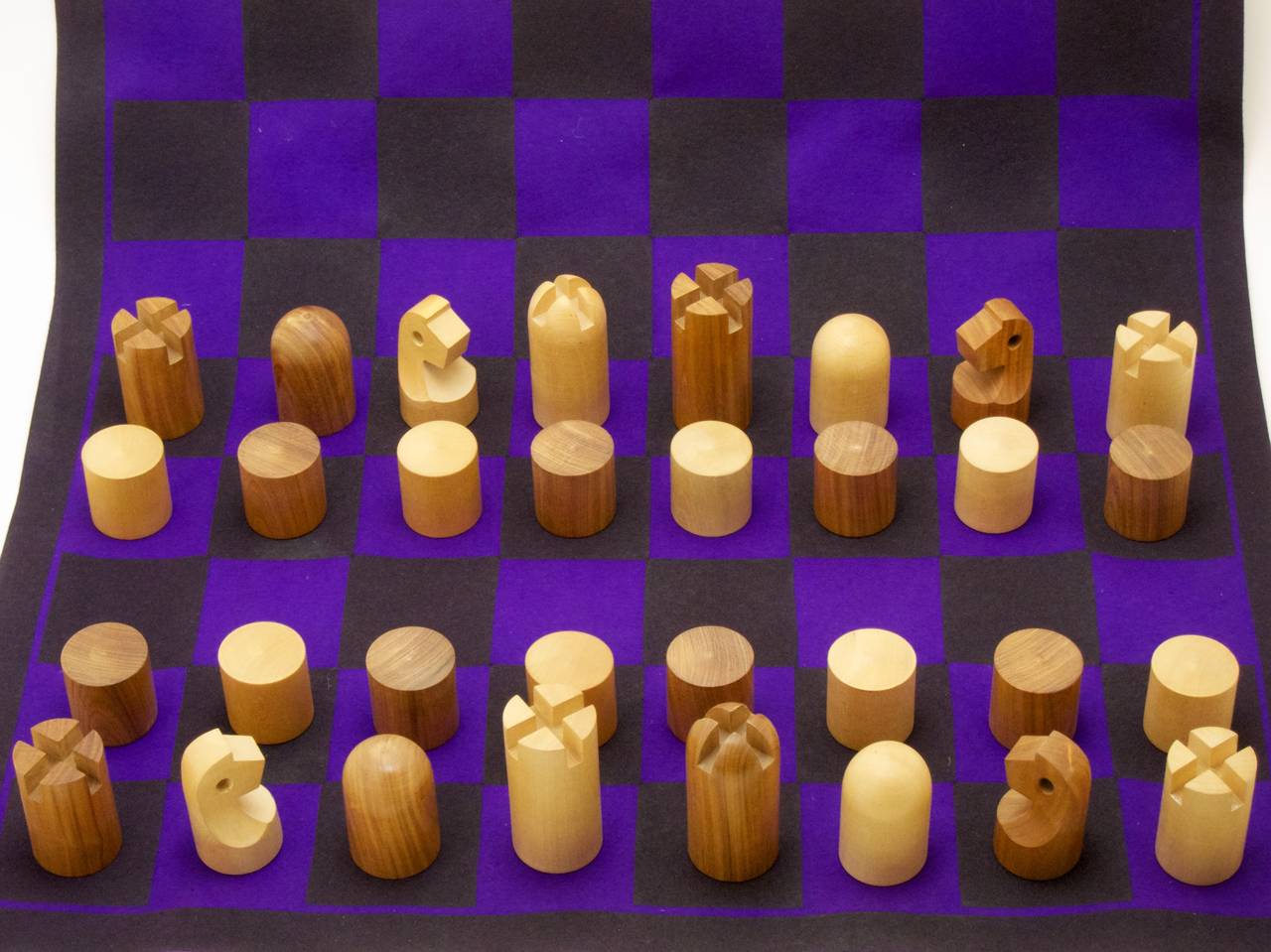 minimalist chess pieces