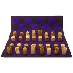 Minimalist Chess Set by Carl Auböck