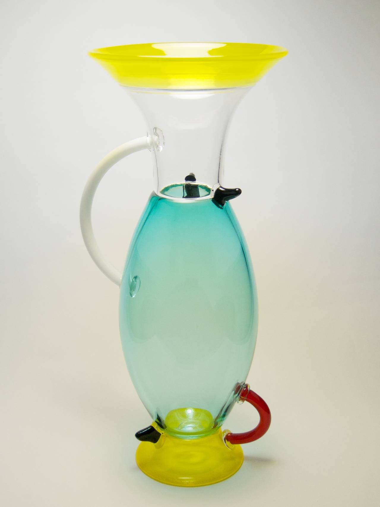 Vaso "Altair" di Ettore Sottsass