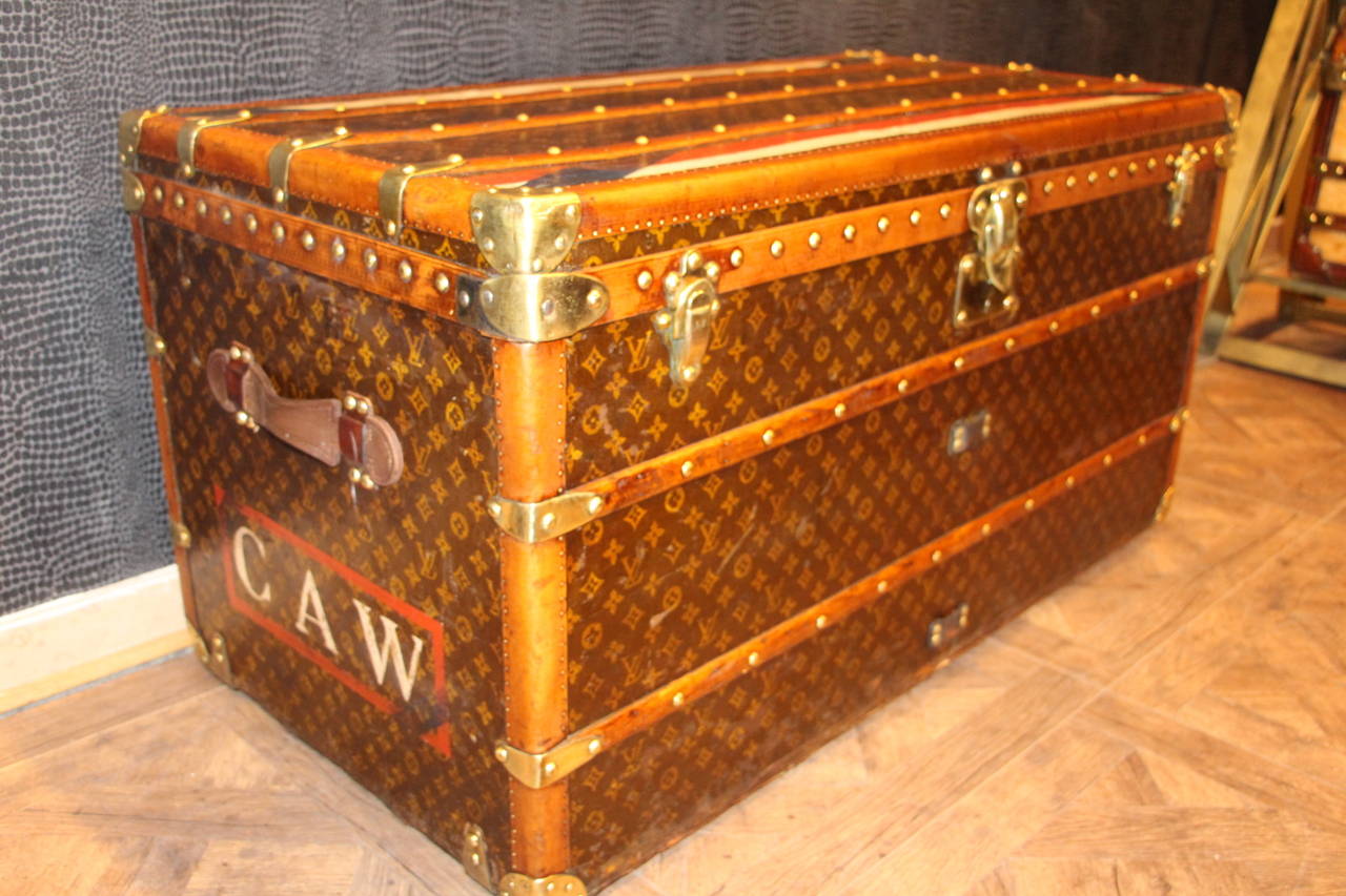 This beautiful Louis Vuitton trunk is all stenciled LV monogram canvas, with all brass hardware and lozine trim. It has got a very warm and rich patina.
Its interior is all original and features one large removable tray and on the top, one half
