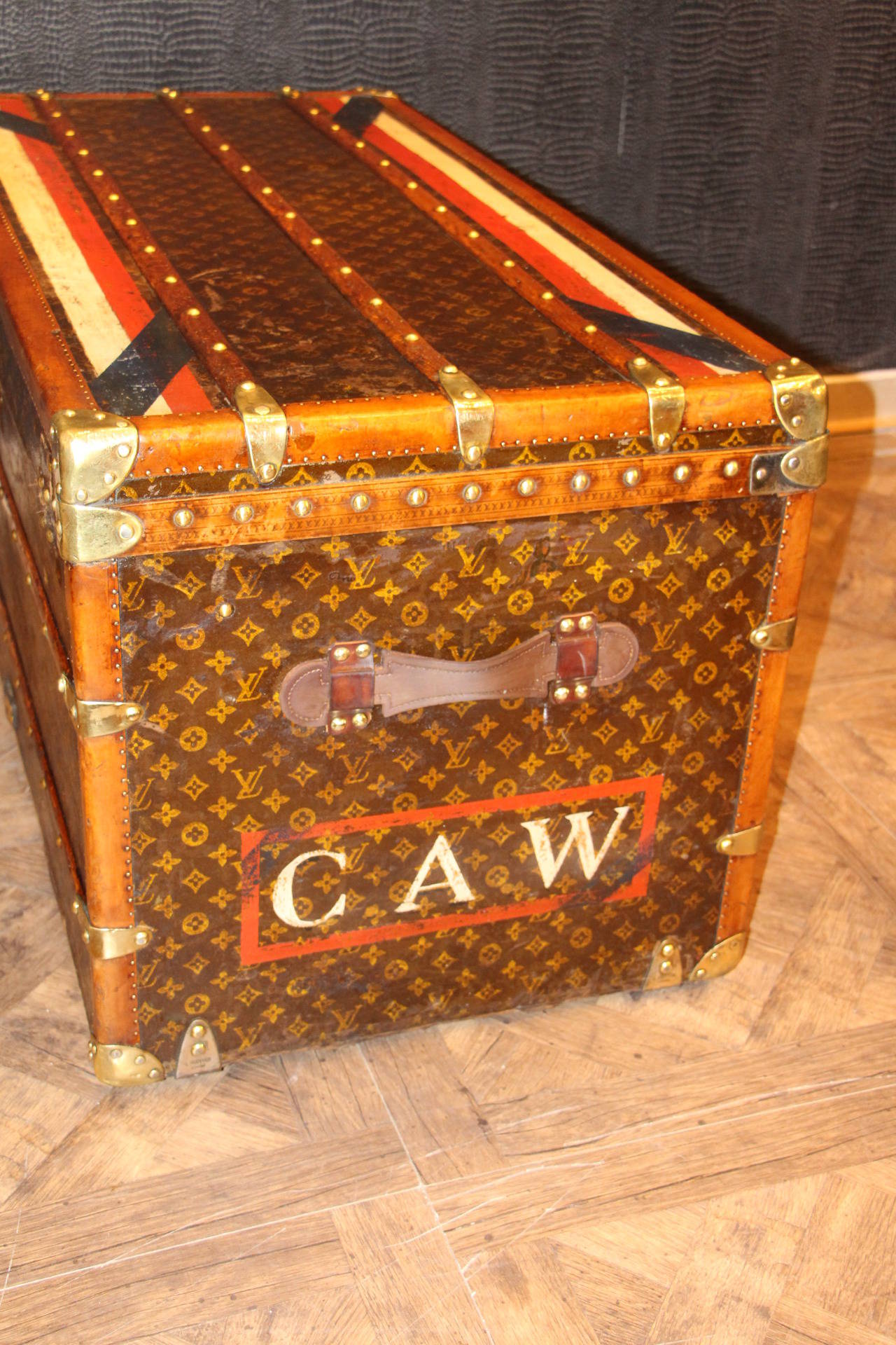 Early 20th Century 1920s Louis Vuitton Courier Trunk