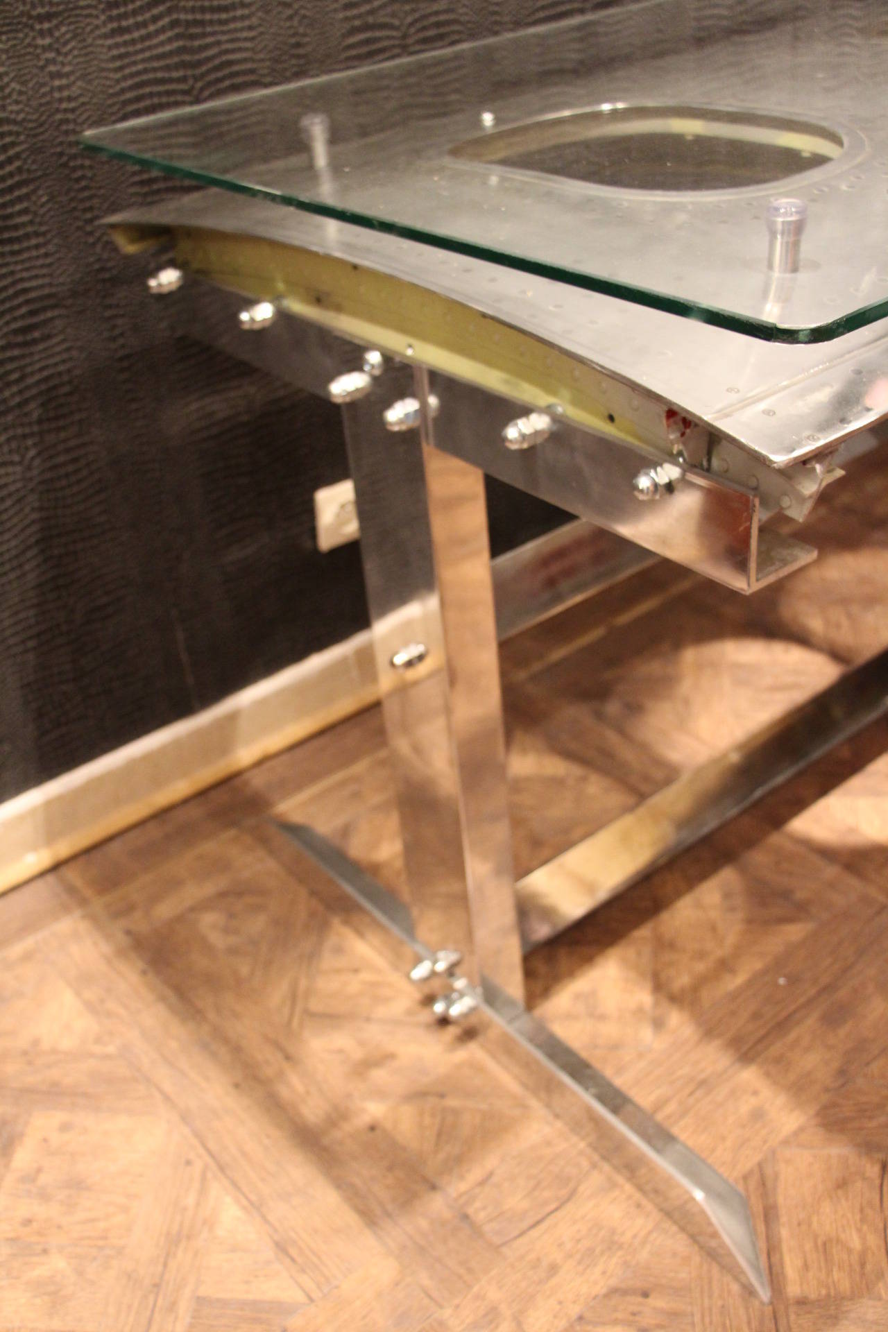 Polished Aluminium Airplane's Fuselage Desk or Table 2