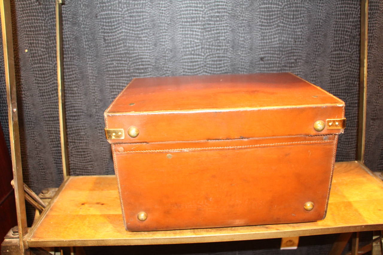 British 1930s Leather Hat Box For Sale