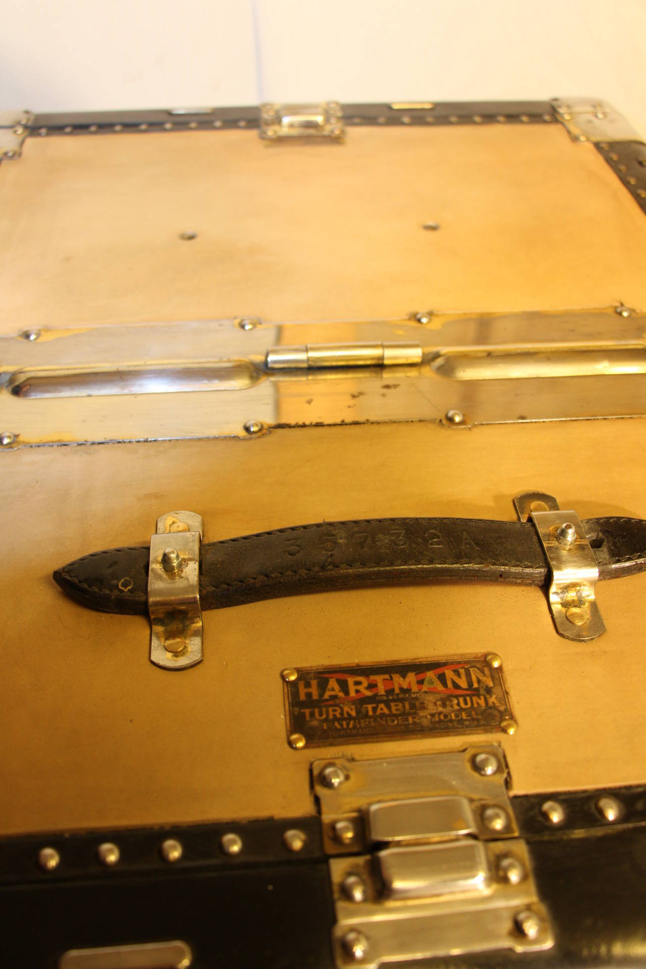1930's Hartmann Beige Leather Turntable Wardrobe Fitted Steamer Trunk 1