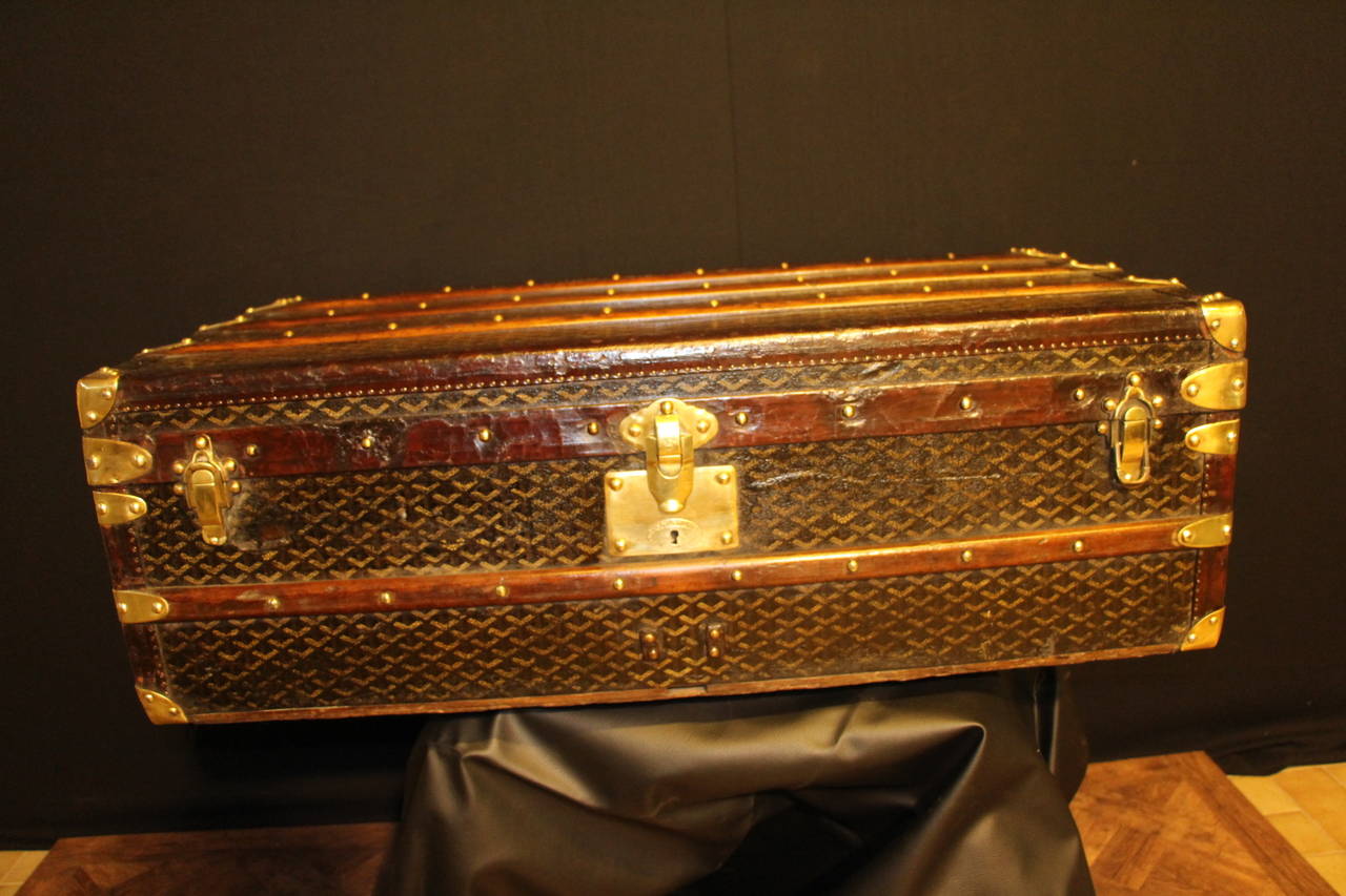 This beautiful Goyard cabin trunk features the famous 
