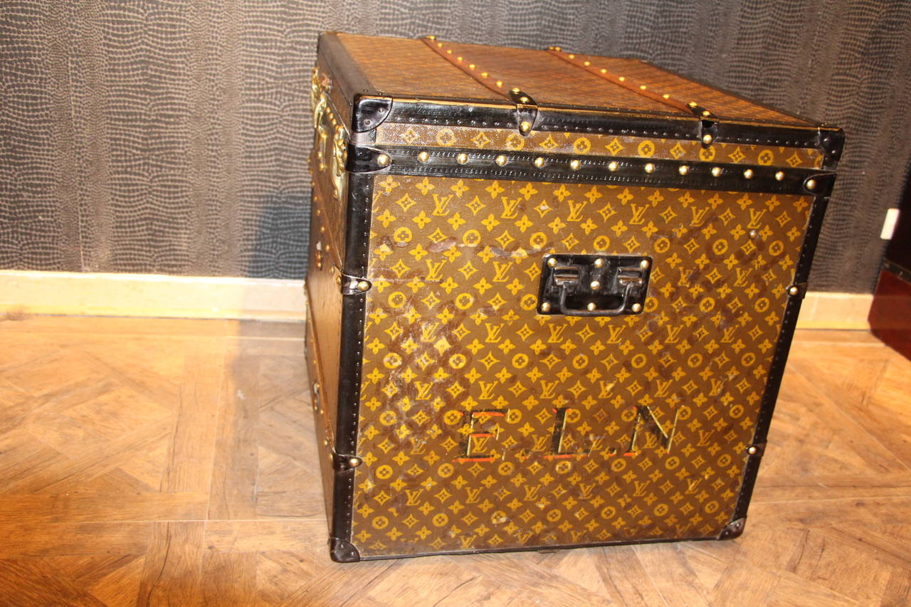 Early 20th Century Magnificent Louis Vuitton Cube Steamer Trunk