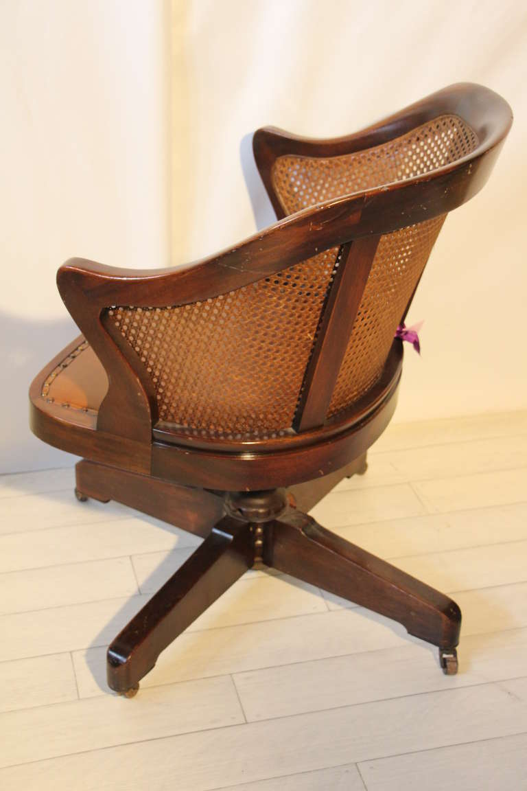 English 1900s Mahogany Office Chair