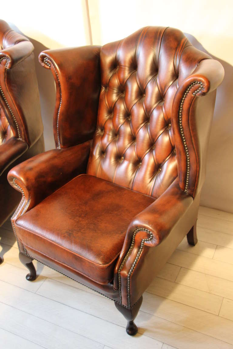 Pair of English Wing Chairs In Excellent Condition In Saint-Ouen, FR