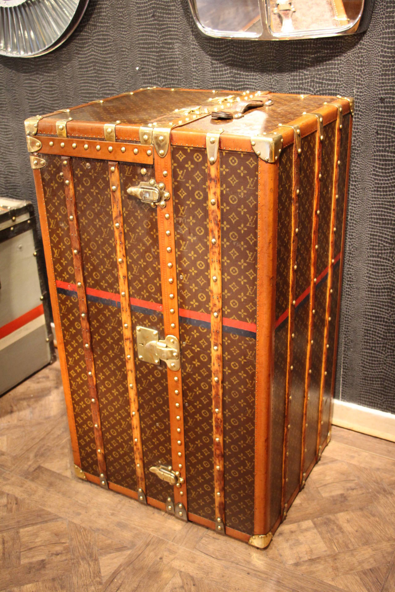 French 1920s Magnificent Louis Vuitton Wardrobe