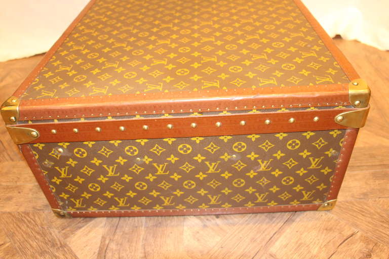 French Louis Vuitton Alzer 80 Suitcase