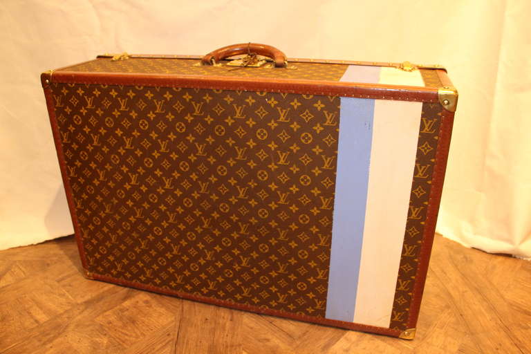 Mid-20th Century Louis Vuitton Alzer 80 Suitcase