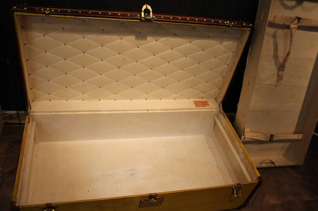 1910's Yellow Canvas And Leather Louis Vuitton Cabin Trunk 3