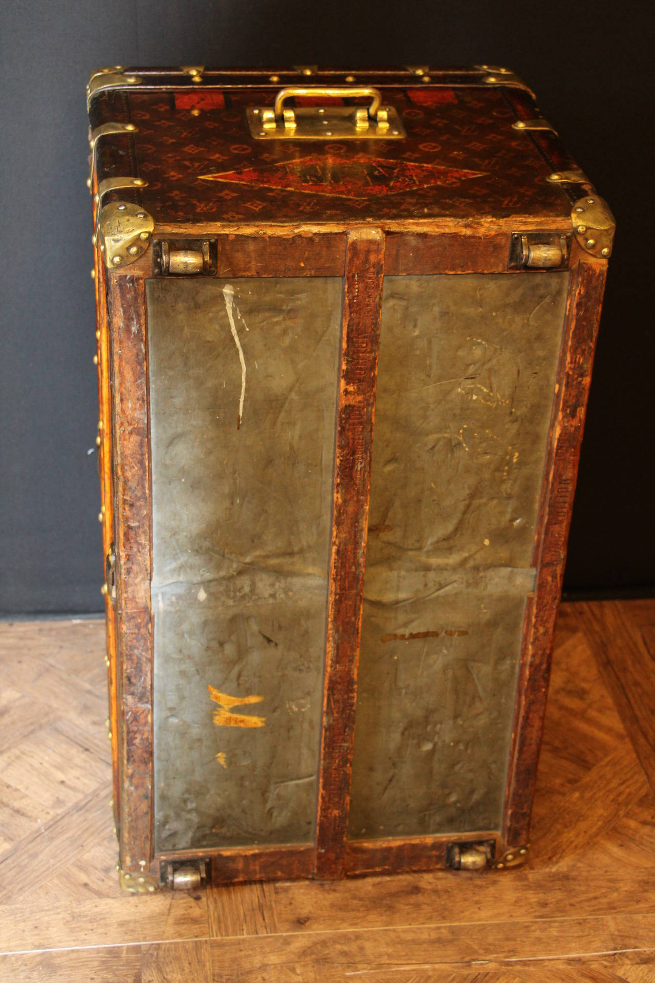 1890s Woven Canvas Louis Vuitton Courrier Trunk 4