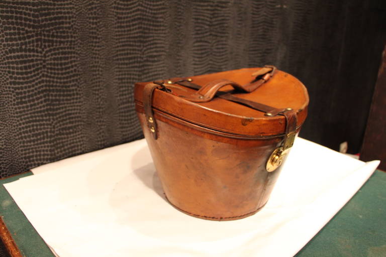 British 19th Century Bucket Shape Leather Hat Box