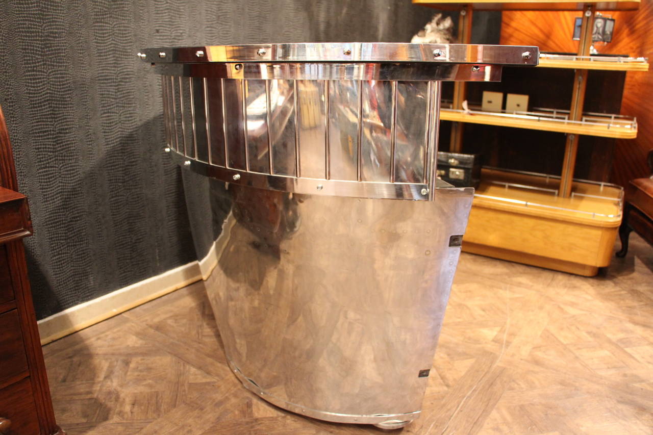Spectacular Vintage Aviation Jet Engine Cowling Bar In Excellent Condition In Saint-Ouen, FR