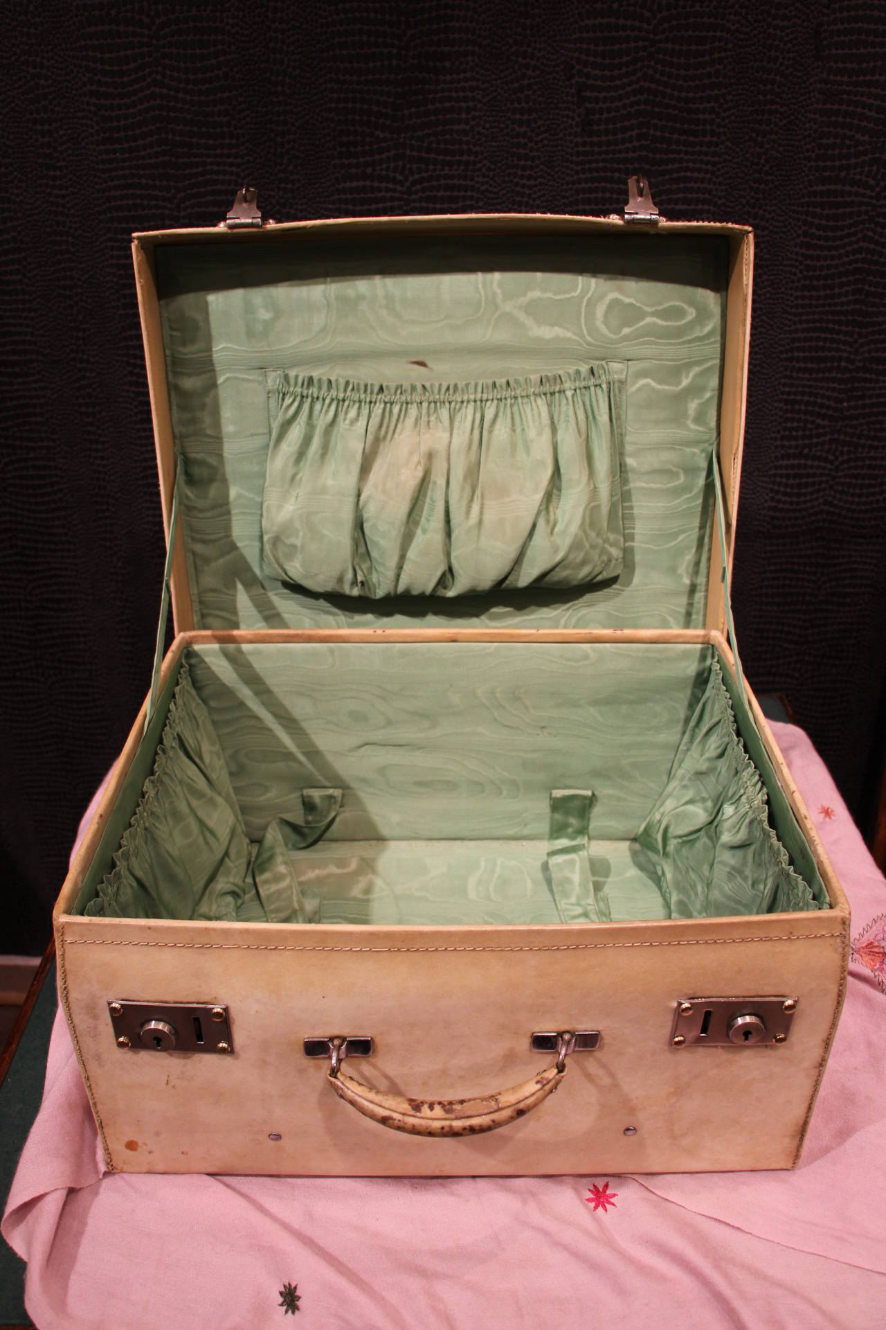 1920s Vellum Hat Box 2