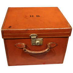 English Victorian Period First Class Travel Leather Hat Box, circa 1850 For  Sale at 1stDibs