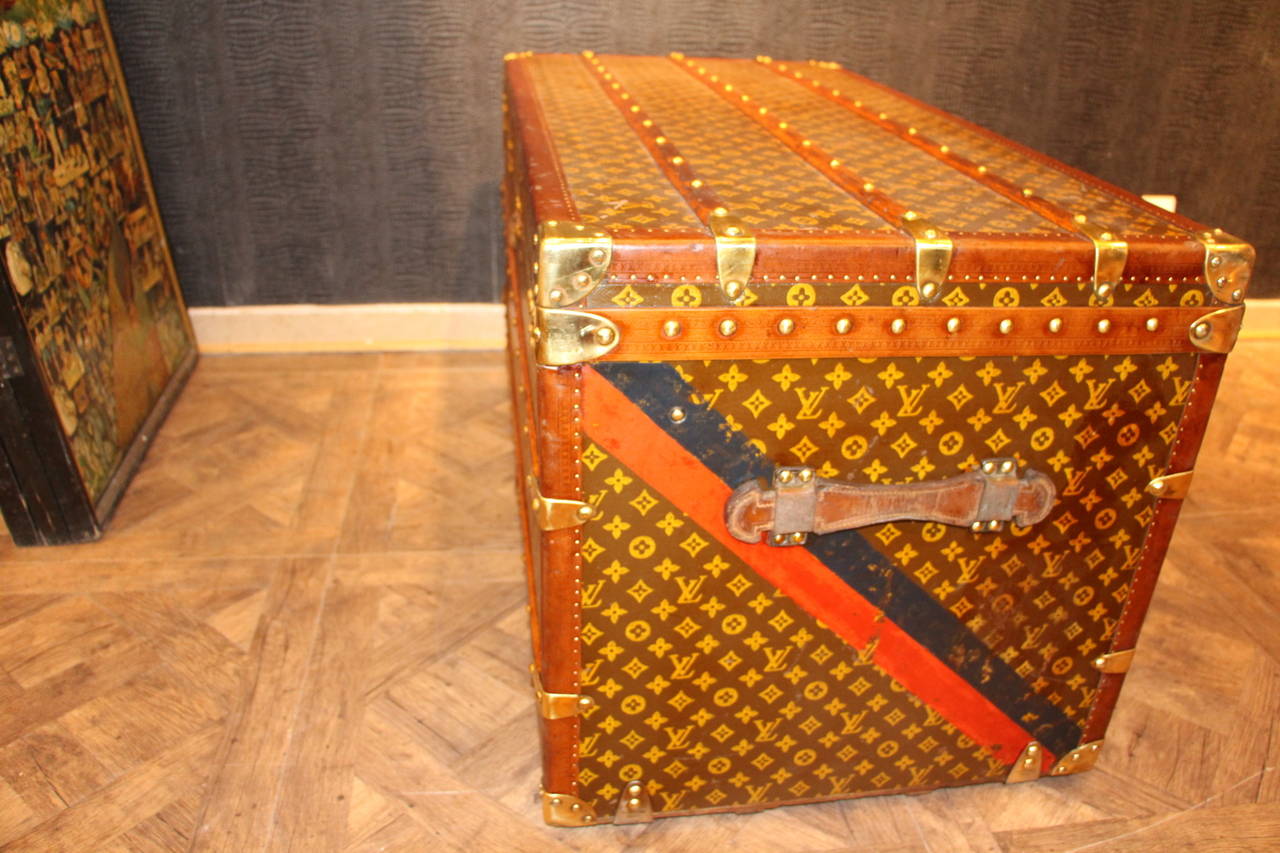 Early 20th Century 1920s Louis Vuitton Courrier Trunk