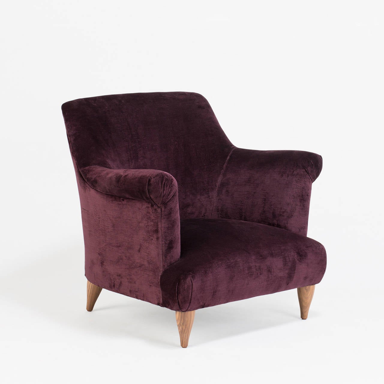 The Goddard armchair, designed by Russell Pinch for The Future Perfect, melds traditional elements with a contemporary, refined shape. Its sprung back and seat are designed to give maximum comfort and support whilst also delivering a light and