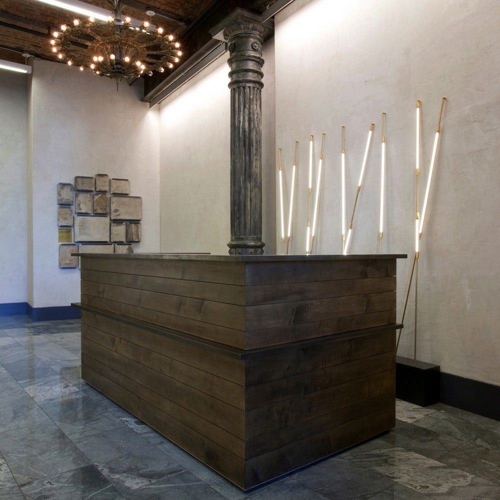 American Shy Beams Floor Lamps