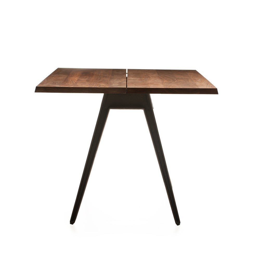 Matthew Hilton for De La Espada Solid Wood Welles Dining Table In New Condition For Sale In New York, NY