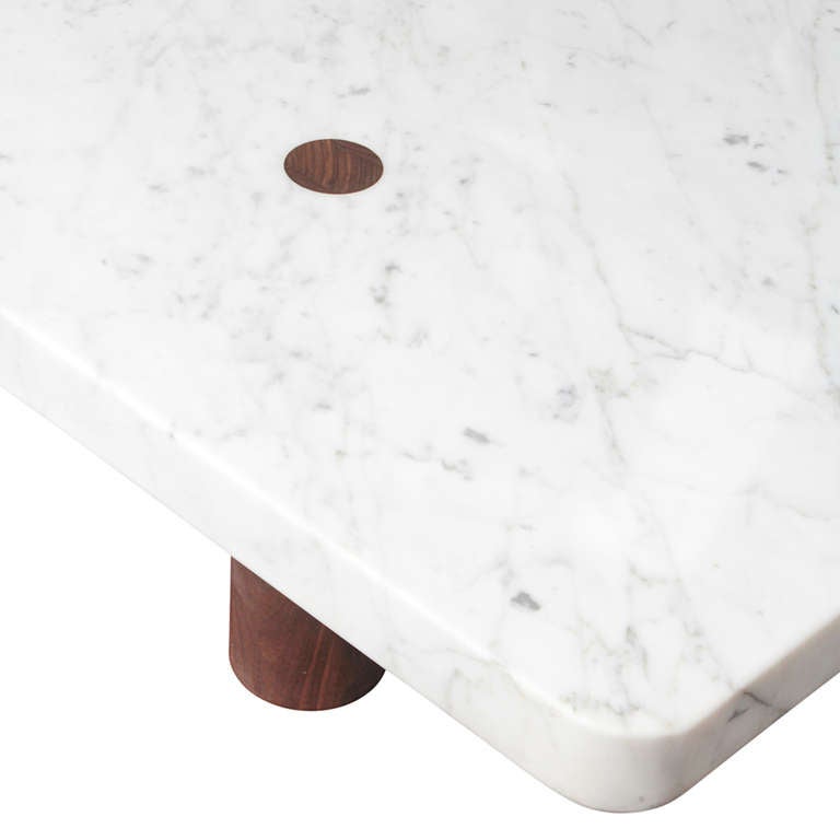 Large Column Coffee Table In Excellent Condition In New York, NY