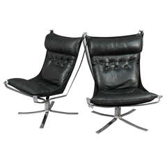 Retro Scandinavian Modern A Pair of Sigurd Ressel "Falcon" Chairs