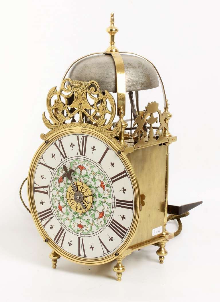 A French Brass Lantern Clock with Rare Porcelain Dial, circa 1750 In Excellent Condition For Sale In Amsterdam, NL