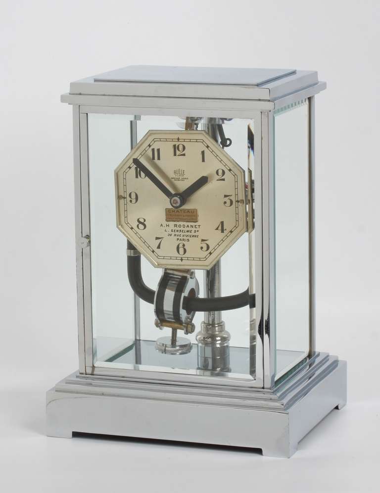 French Art Deco Electrical Nickel Table Timepiece by Bulle In Excellent Condition In Amsterdam, NL