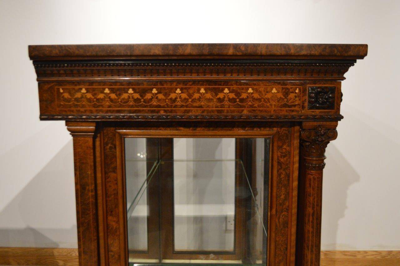 Exhibition Quality Burr Walnut Victorian Period Two-Door Pier or Display Cabinet In Excellent Condition For Sale In Darwen, GB