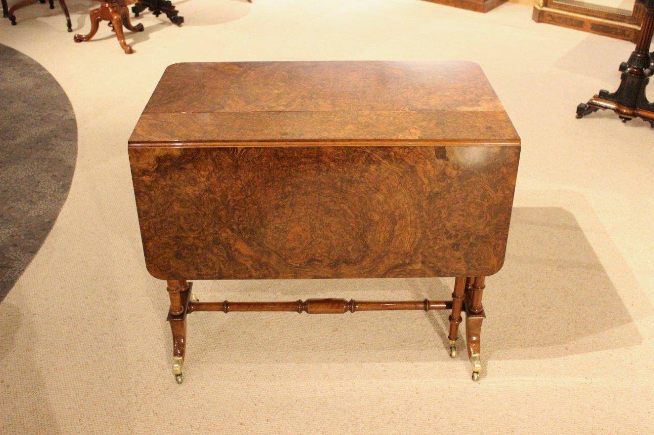 Very Good Burr Walnut Victorian Period Antique Sutherland Table 2
