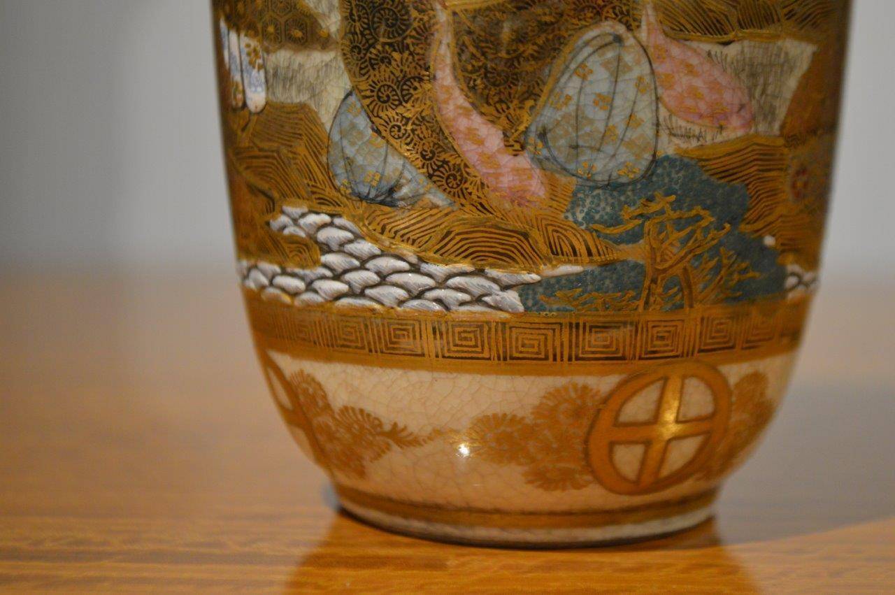 Meiji Period Japanese Satsuma Vase For Sale 5