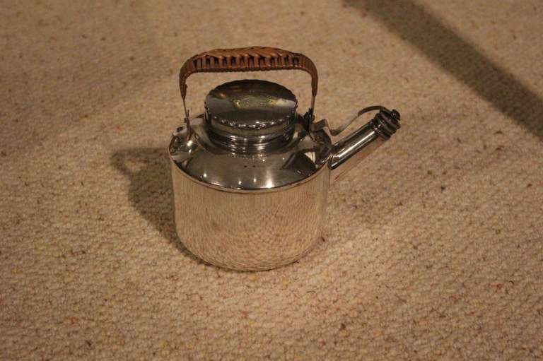Two Person Wicker Cased Picnic Set by Drew & Co London In Excellent Condition In Darwen, GB