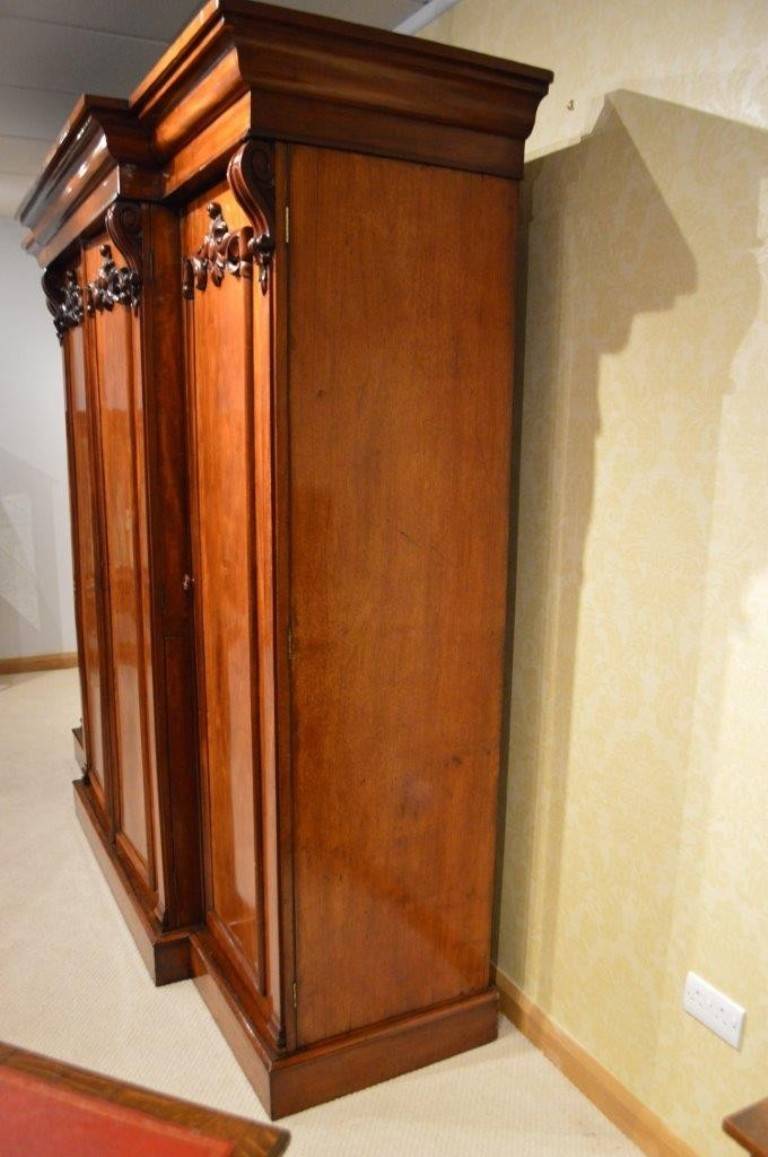 Early Victorian Period, Mahogany, Four Door Breakfront Wardrobe For Sale 2