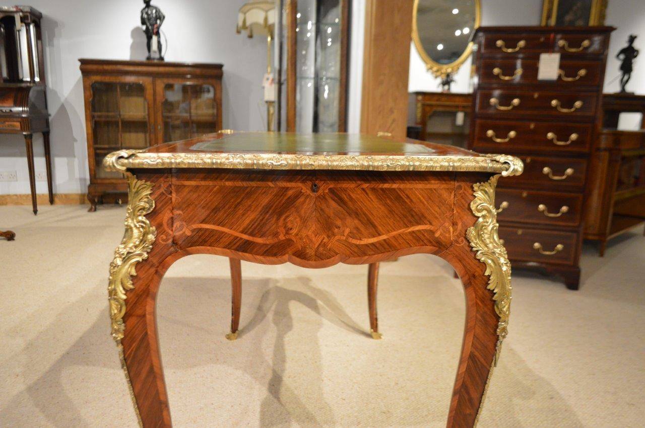 Beautiful Kingwood and Ormolu Mounted Victorian Period Antique Writing Table In Excellent Condition In Darwen, GB