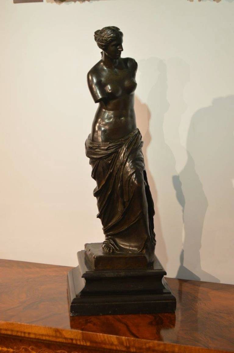 French 19th Century Bronze Figure of Venus De Milo