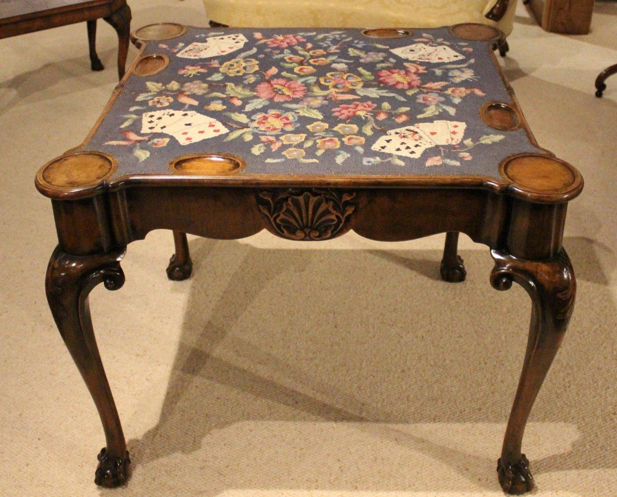 Fine Walnut George II Style Fold Over Games Table by Tozer of London In Excellent Condition In Darwen, GB