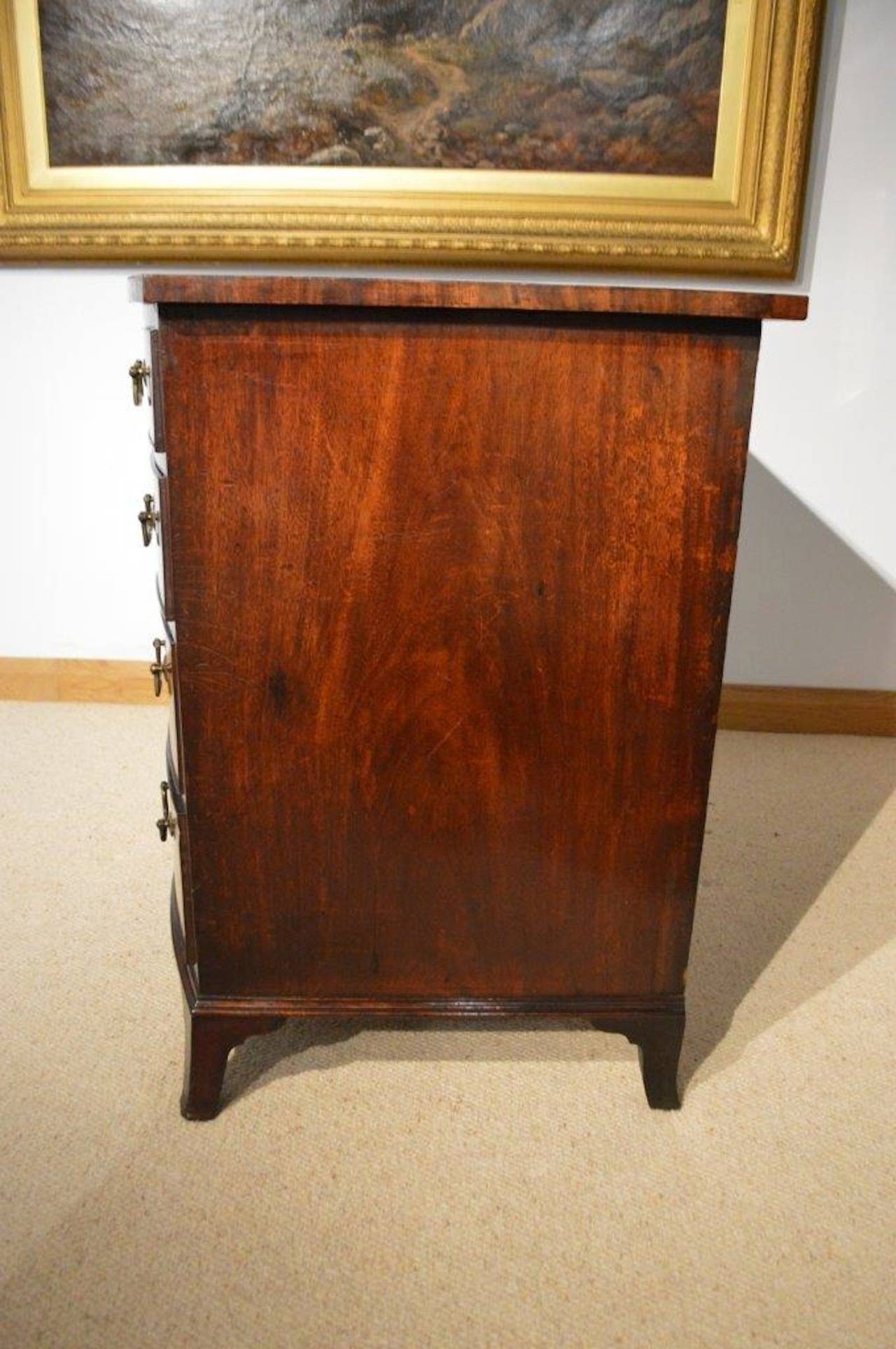 Early 19th Century A Mahogany Regency Period Bow Front Antique Chest Of Drawers