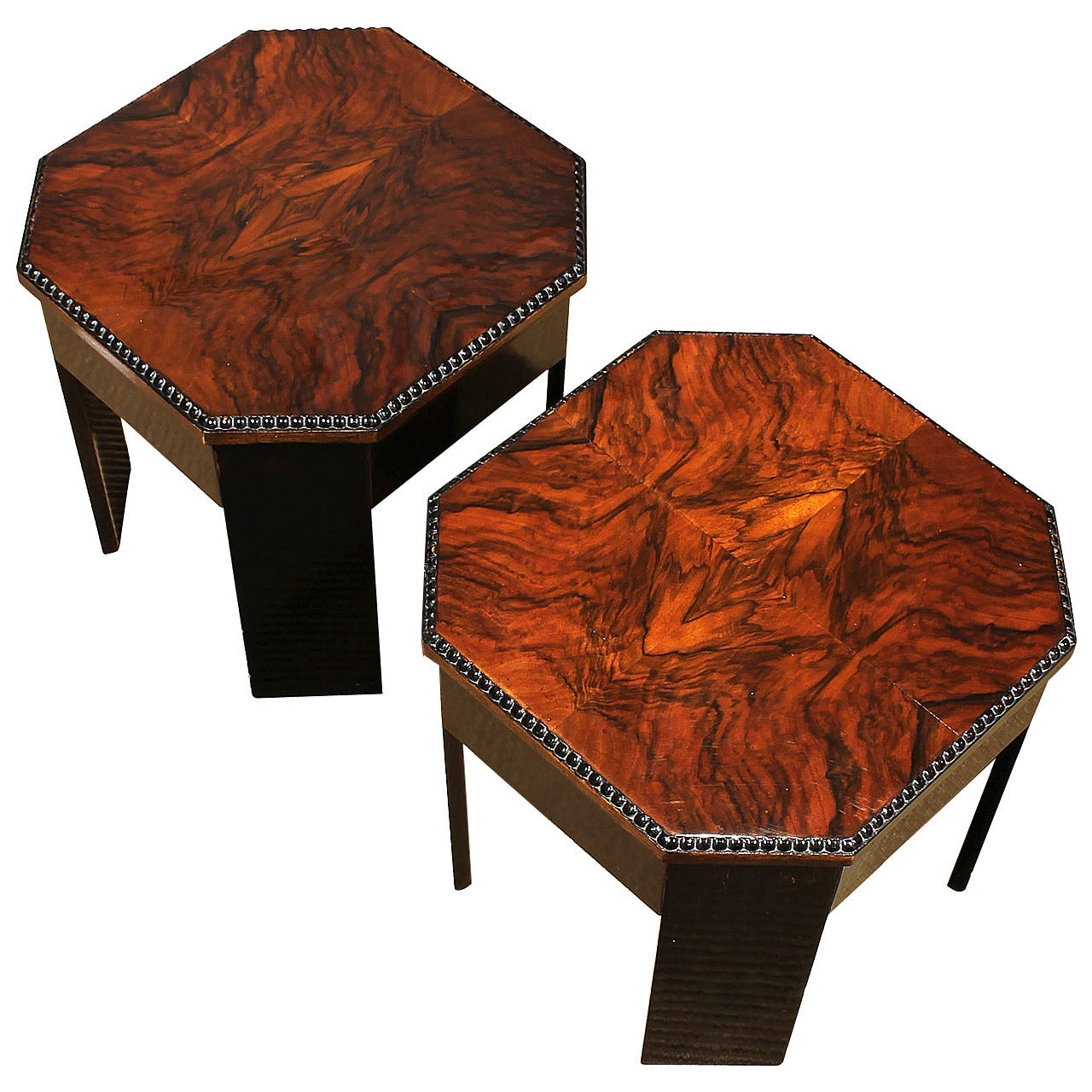 1930´s Pair of Art Deco Mini Tables, walnut and burr walnut veneer - Spain