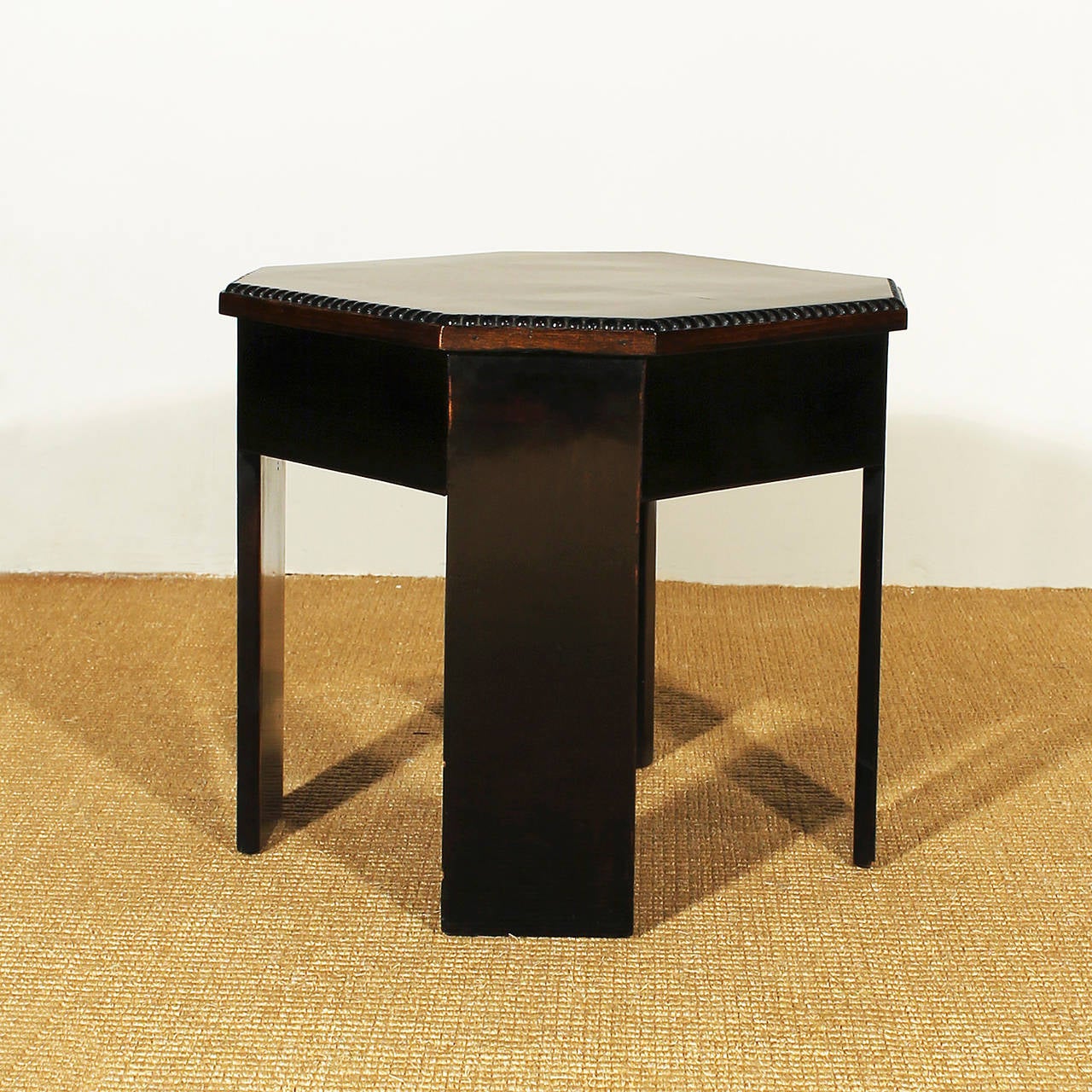 1930´s Pair of Art Deco Mini Tables, walnut and burr walnut veneer - Spain In Good Condition In Girona, ES