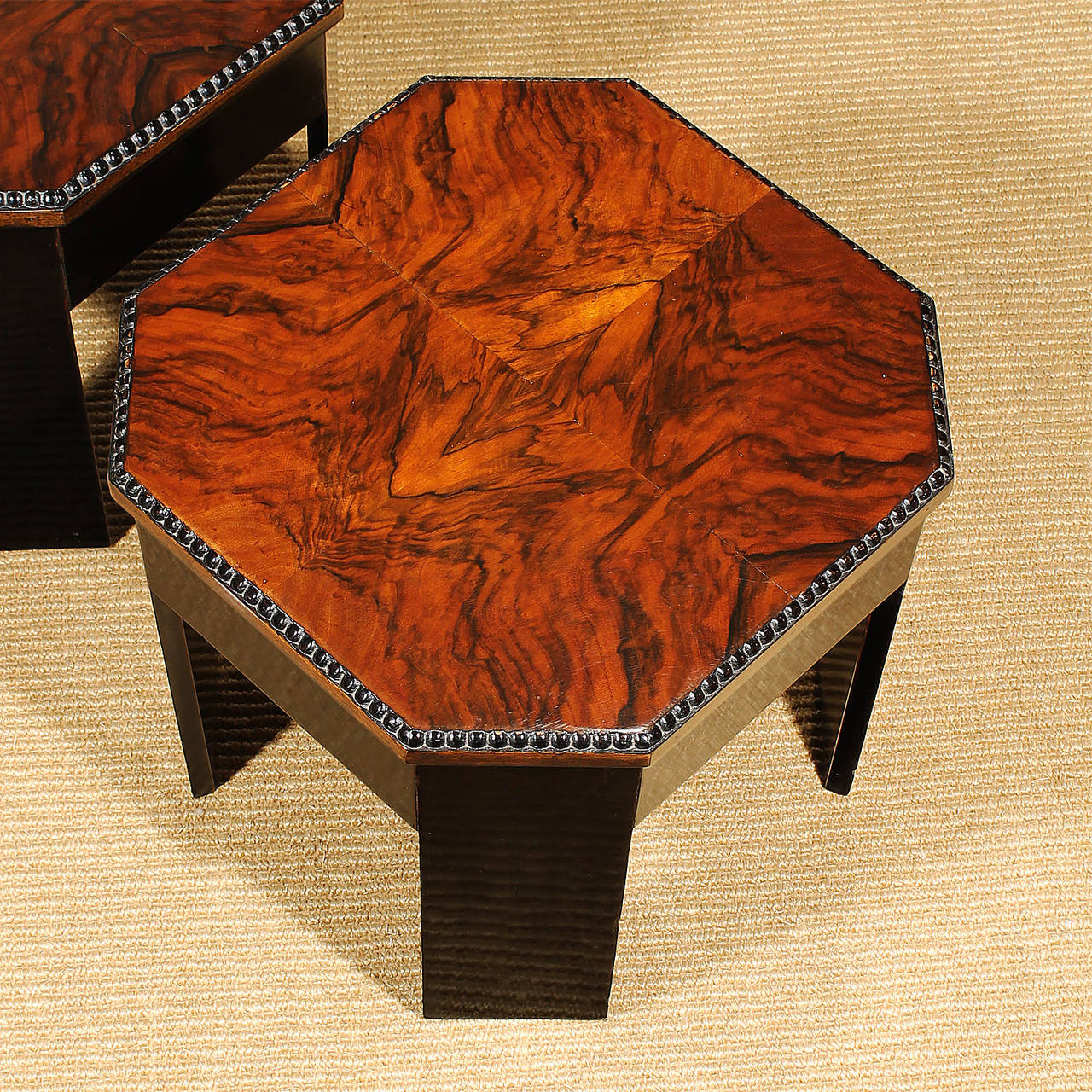 Mid-20th Century 1930´s Pair of Art Deco Mini Tables, walnut and burr walnut veneer - Spain